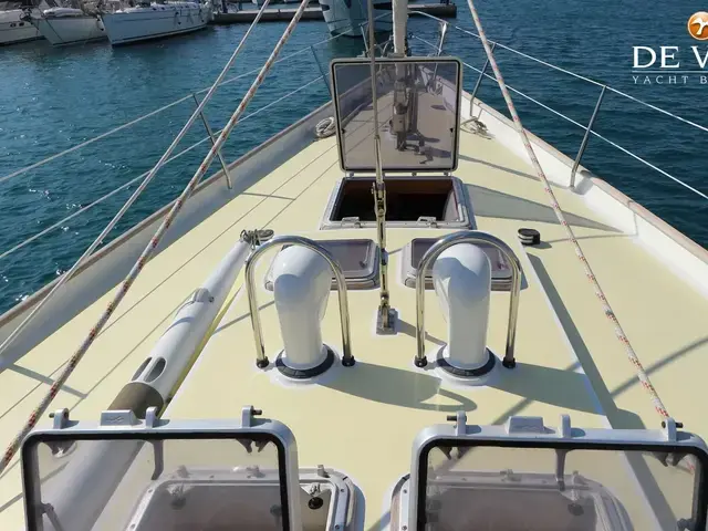 Royal Huisman 76' Flyer