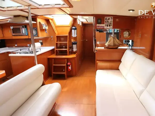 Royal Huisman 76' Flyer