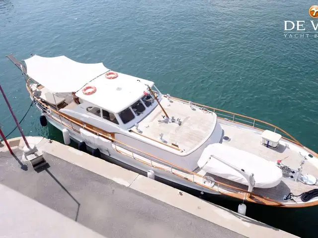 Feadship Van Lent