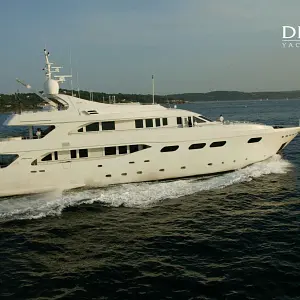 2003 Alfamarine 140