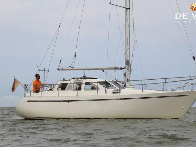 Nauticat 32