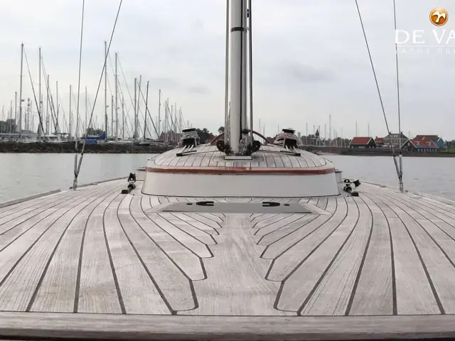 Eagle 38