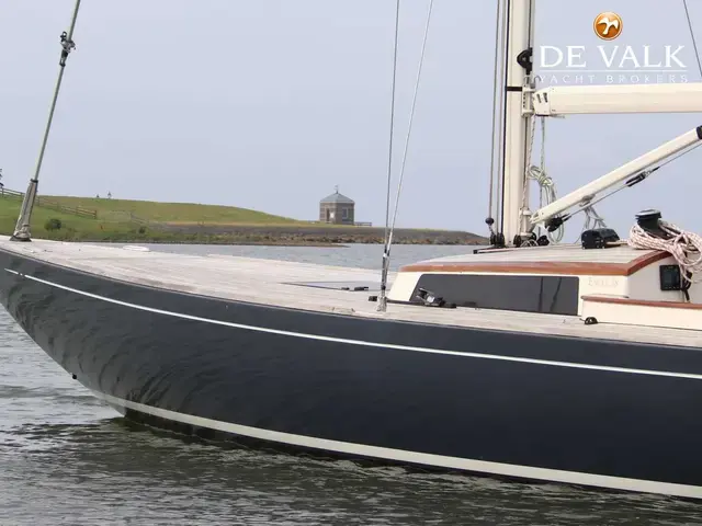 Eagle 38