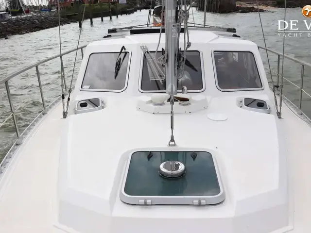 Nauticat 32