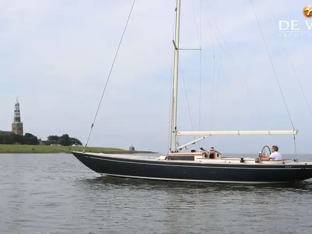 Eagle 38