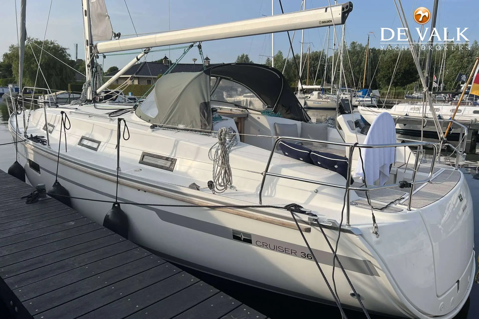 2011 Bavaria 36 cruiser