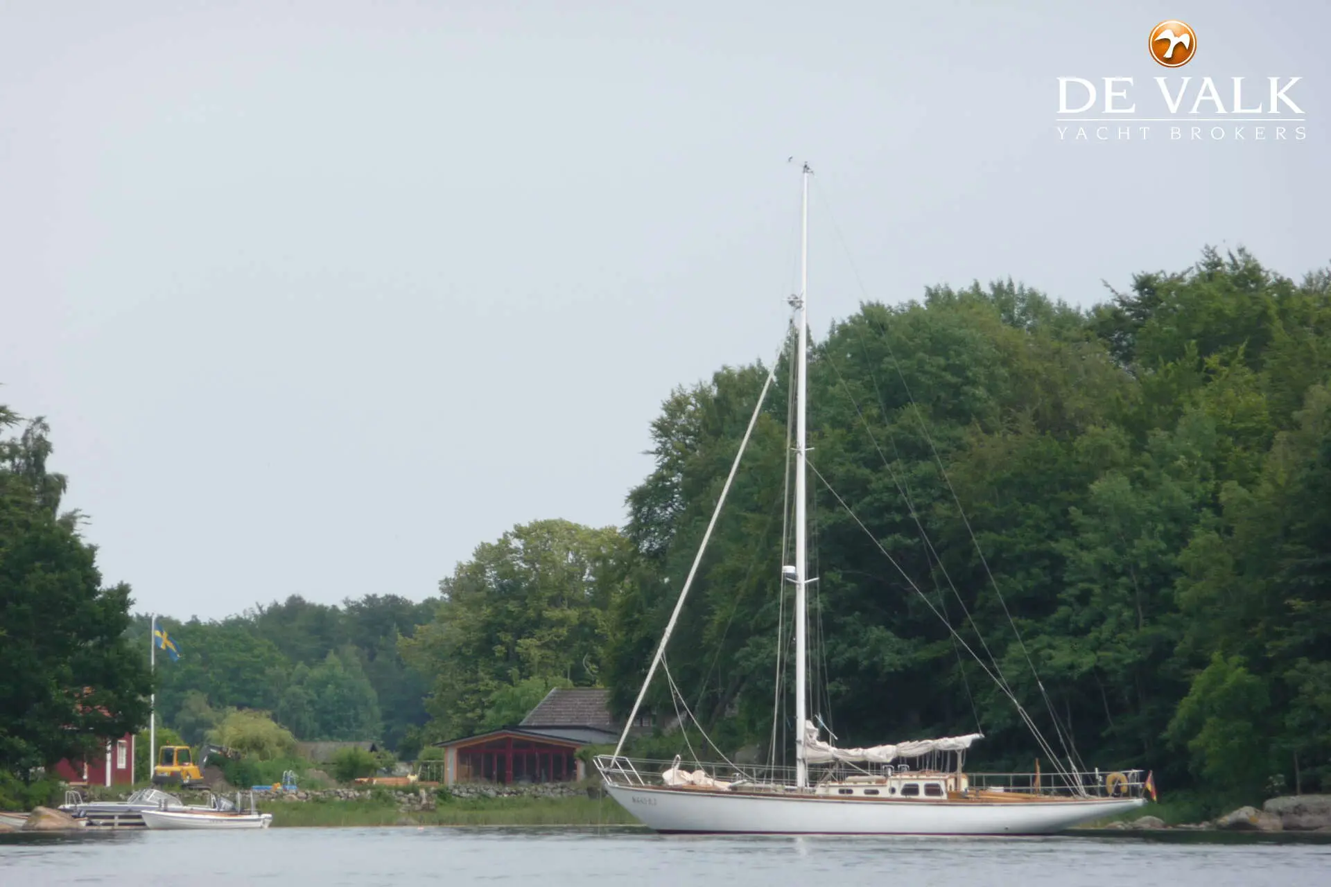 1957 Boatyard sailing yacht