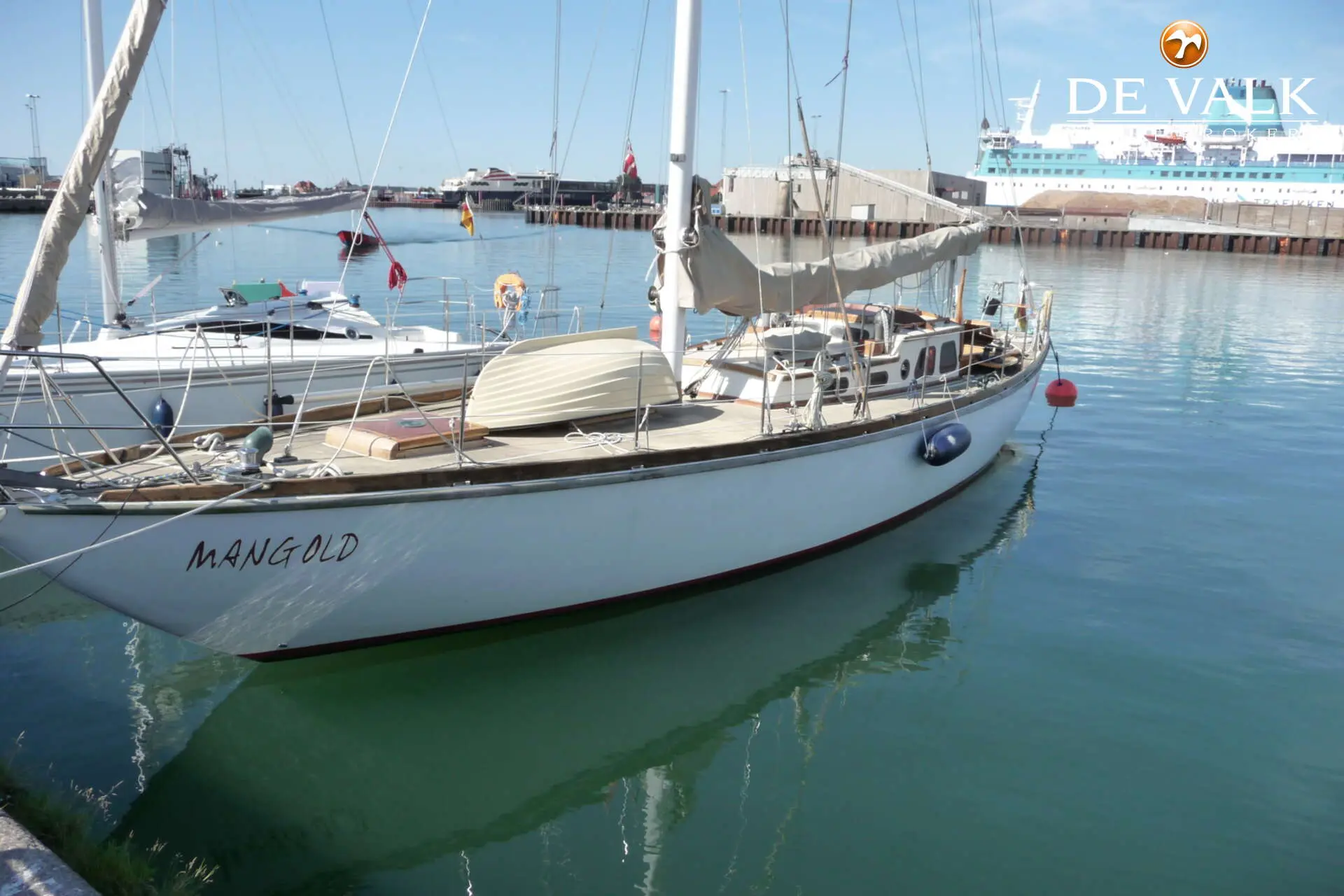 1957 Boatyard sailing yacht