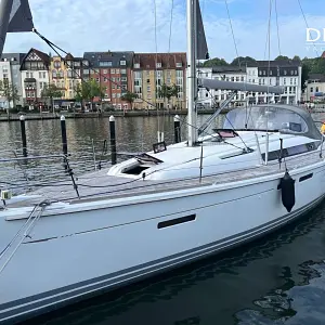 2011 Jeanneau Sun Odyssey 409