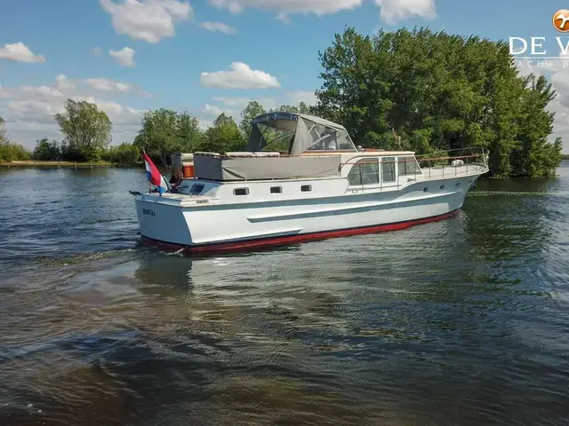 Feadship Van Lent