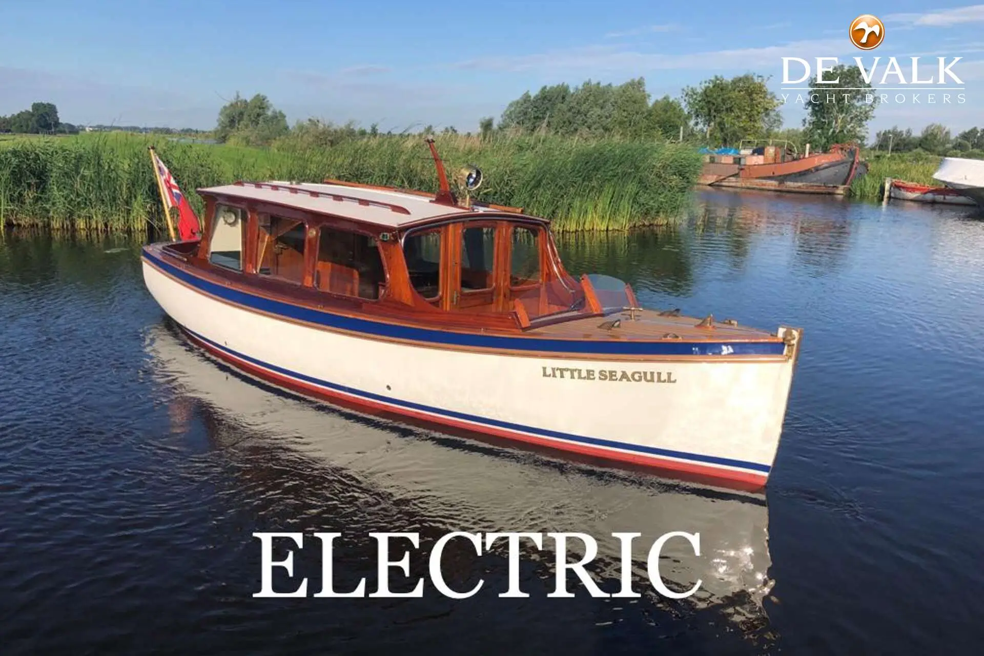 1962 Custom 23ft cabin cruiser