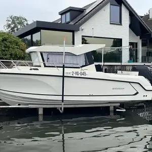 2022 Quicksilver 805 Pilothouse