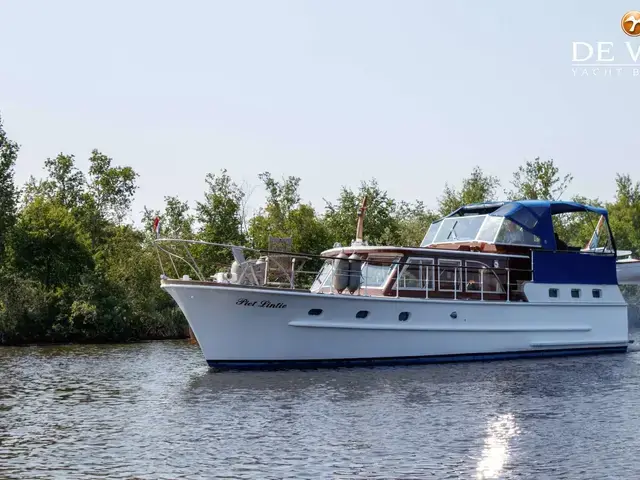 Feadship Van Lent