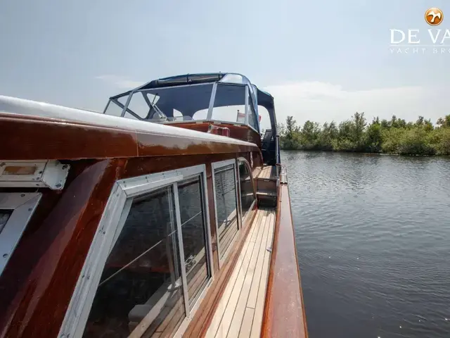 Feadship Van Lent