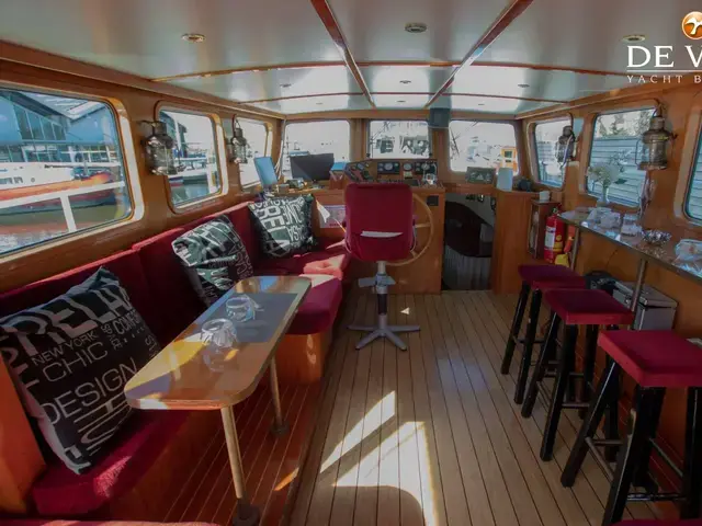 Houseboat MS COMPAGNON