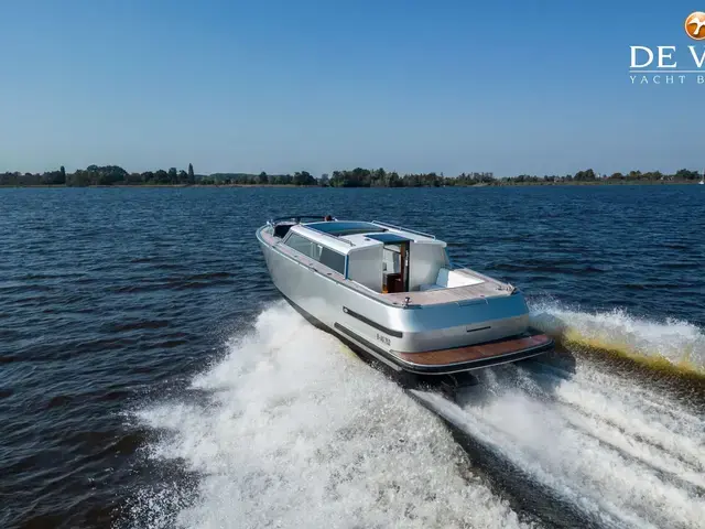 Custom Reliant X40 T Limousine Tender Taxiboat