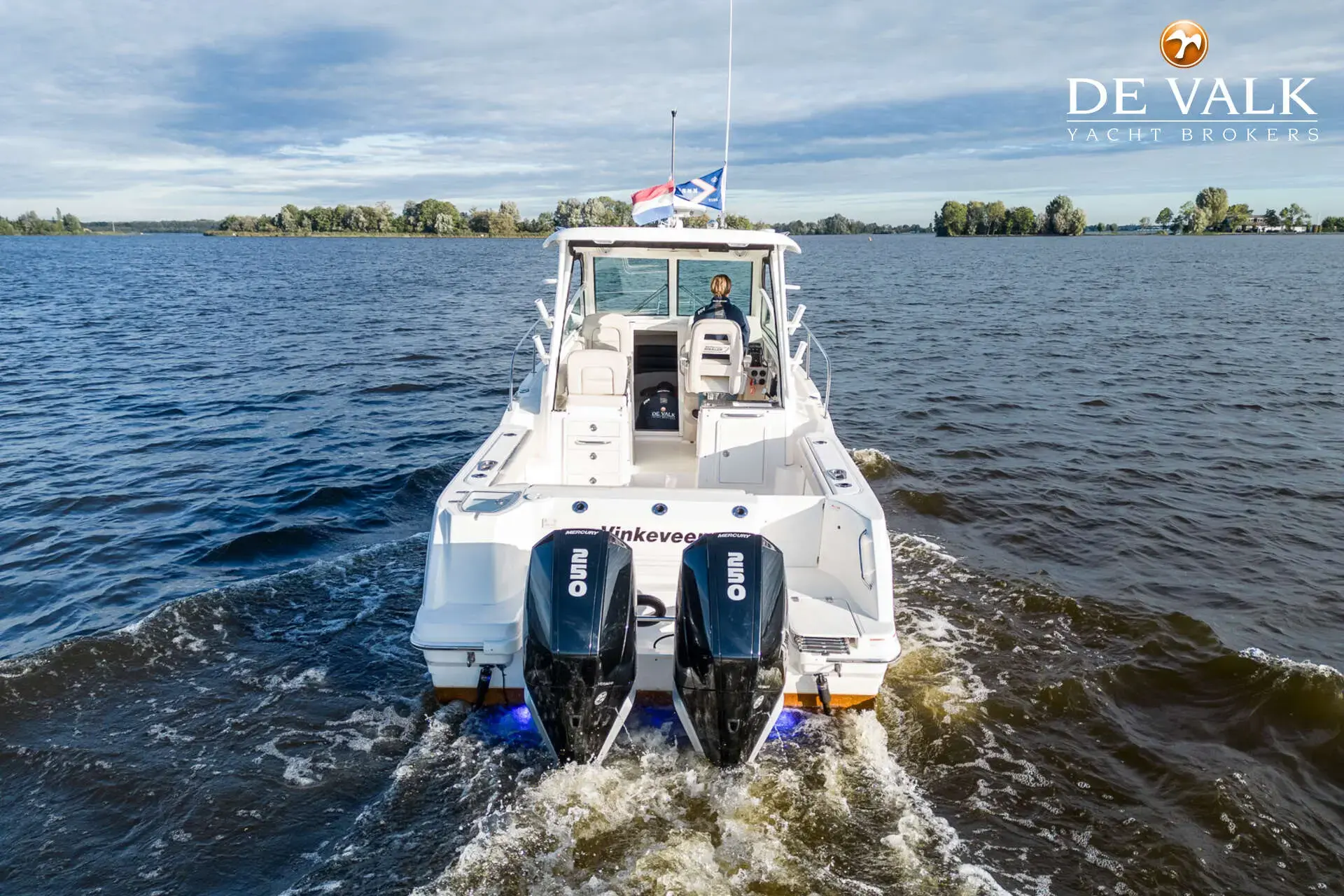 2022 Boston Whaler 285 conquest pilothouse