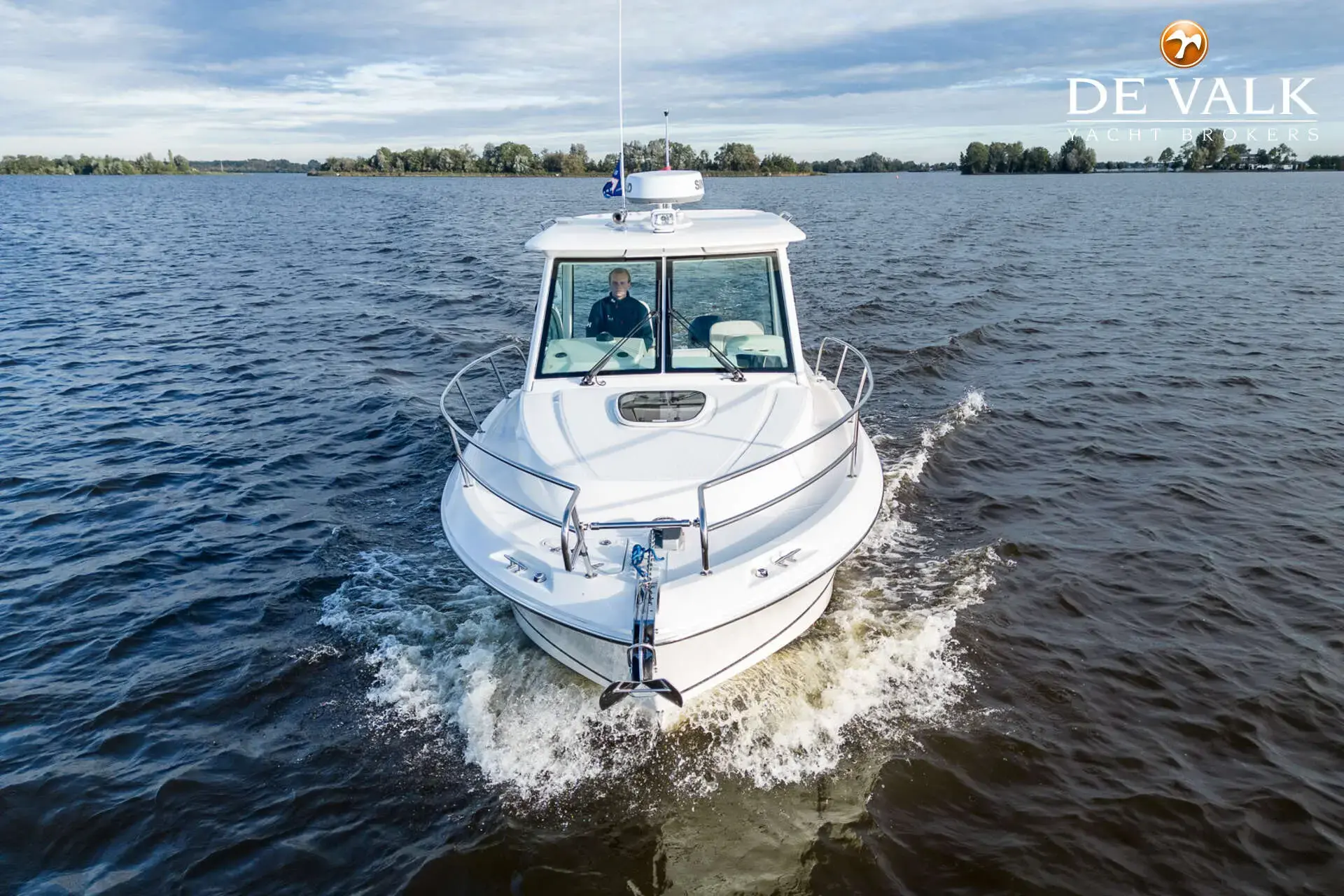 2022 Boston Whaler 285 conquest pilothouse