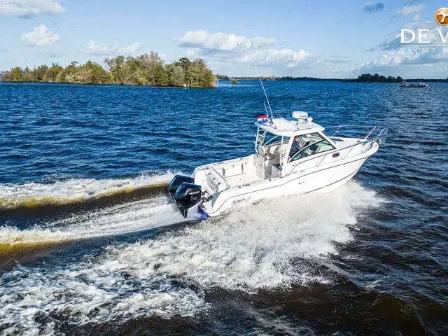 Boston Whaler 285 Conquest Pilothouse