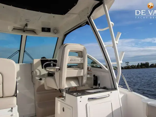 Boston Whaler 285 Conquest Pilothouse