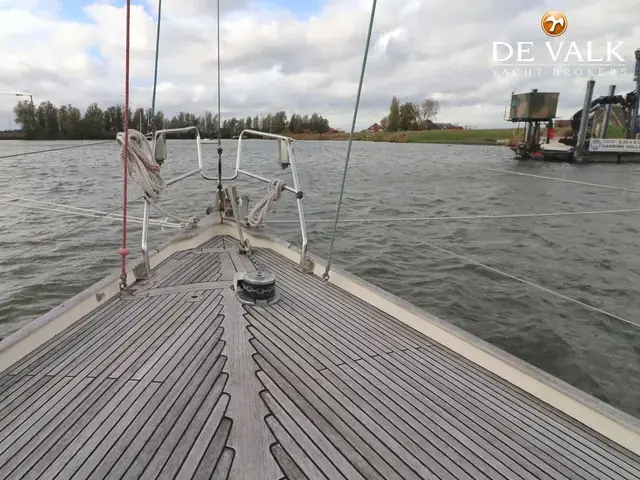 Hallberg Rassy 34