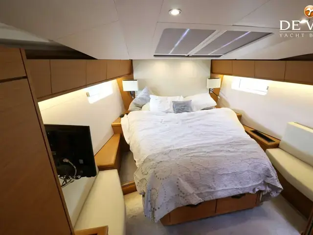 Jeanneau Yachts 54