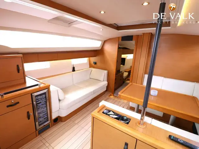 Jeanneau Yachts 54