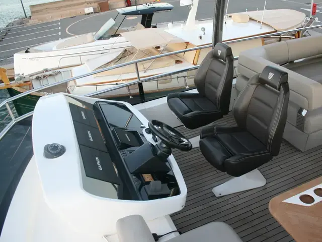 Fairline Squadron 68