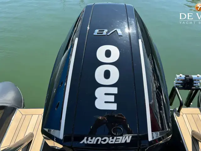 Cobra Nautique 7.7m