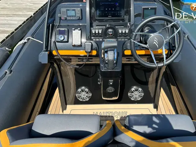 Cobra Nautique 7.7m