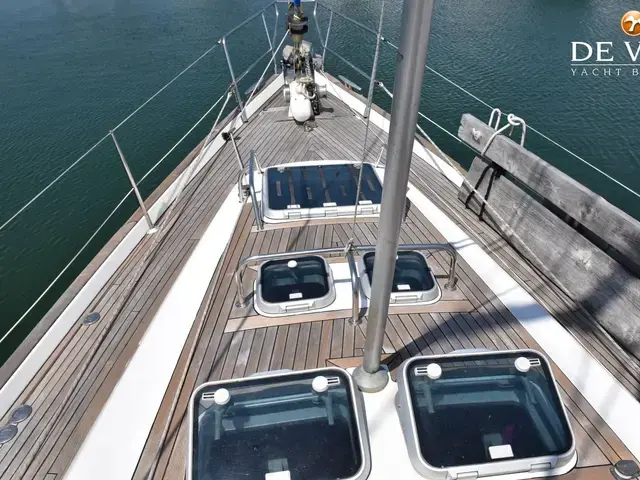 Beneteau 50