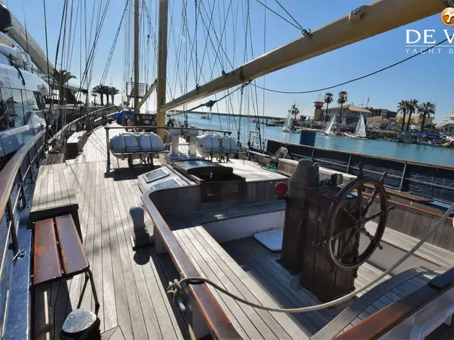 Schooner Baltimore Fishing