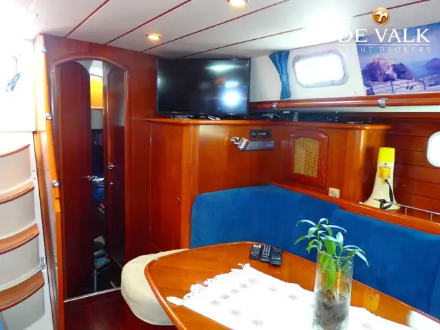 Beneteau 50