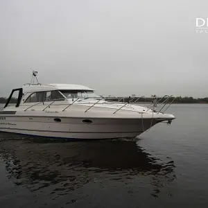 2000 Marex 33 Millenium