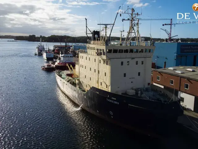 Long Range Expedition Icebreaker