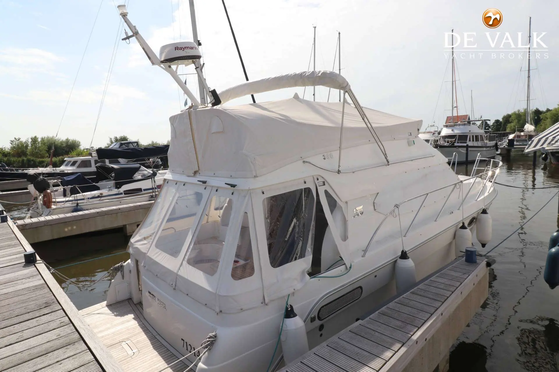 2005 Galeon 380 fly