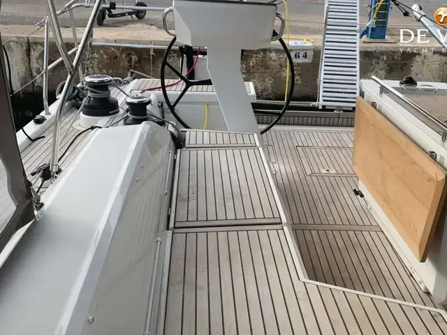 Beneteau Oceanis 51.1