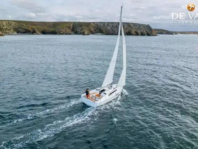 Beneteau Oceanis 37