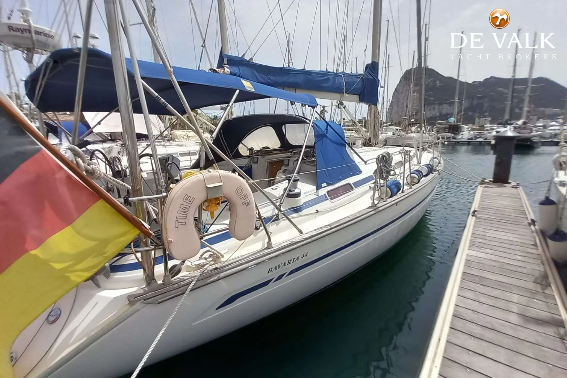 2004 Bavaria 44 4