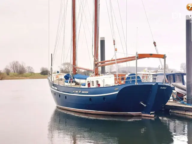 Beeldsnijder Pilothouse Schoener 50