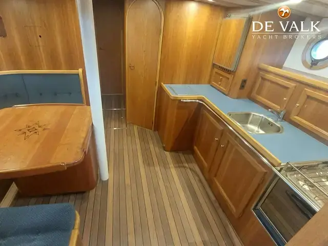 Beeldsnijder Pilothouse Schoener 50