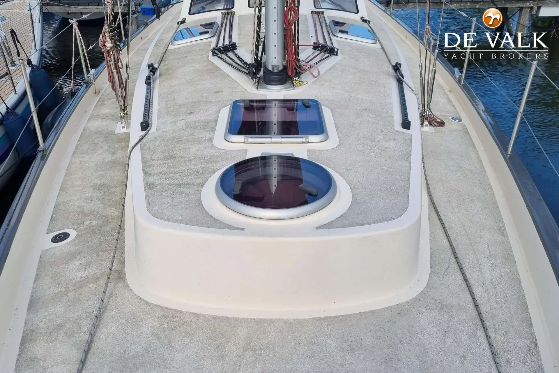 2016 Performance 41 lift keel