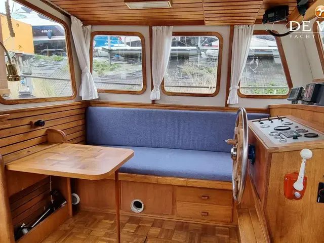 Pilothouse Motorsailer