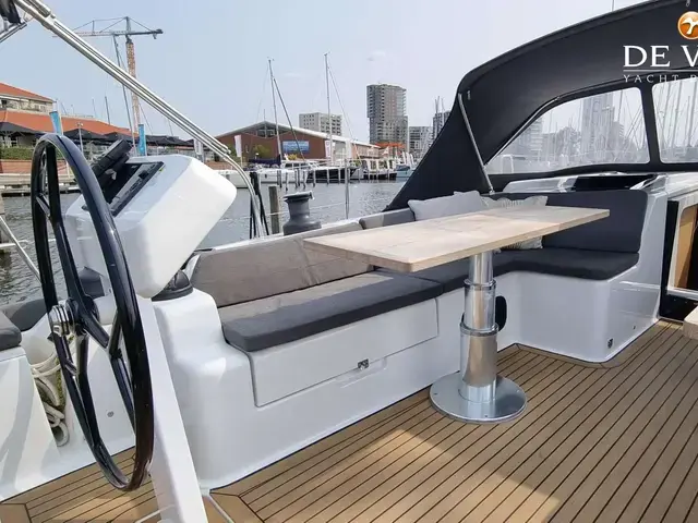 Hanse 508