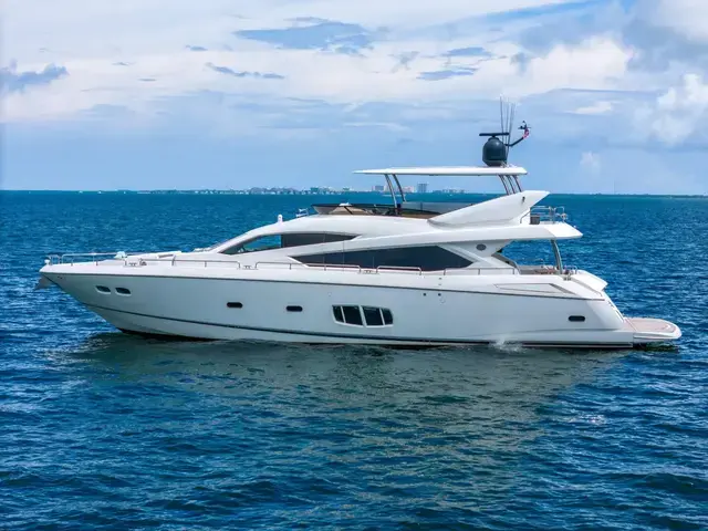 Sunseeker 80 Flybrige