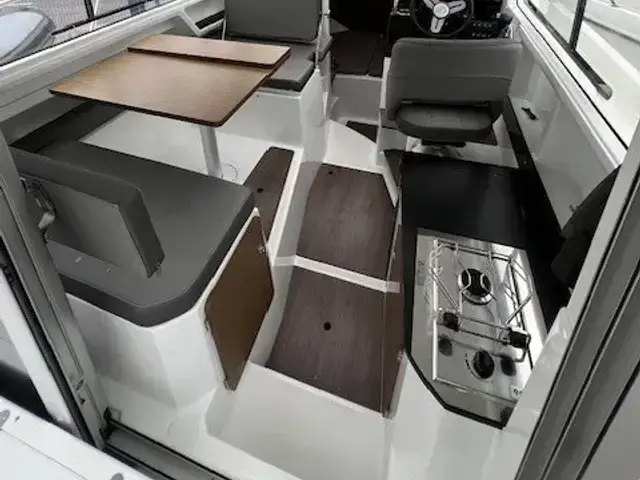 Beneteau Antares 8