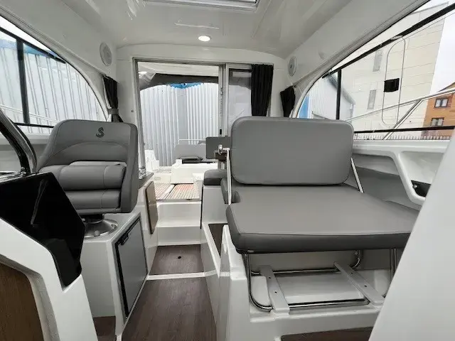 Beneteau Antares 8