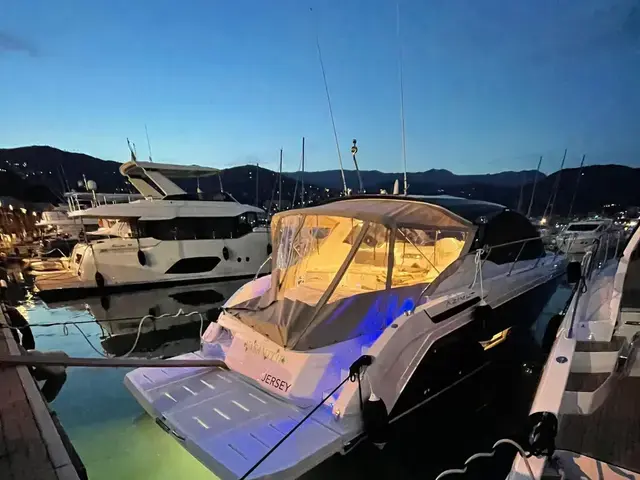 Azimut Atlantis 45