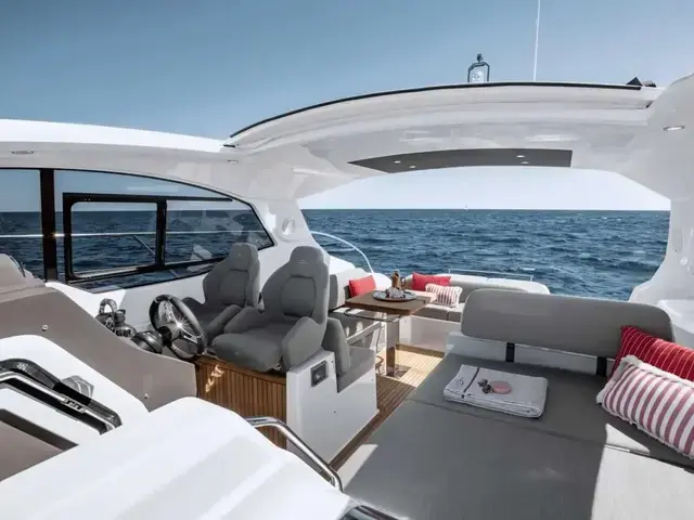 Azimut Atlantis 45