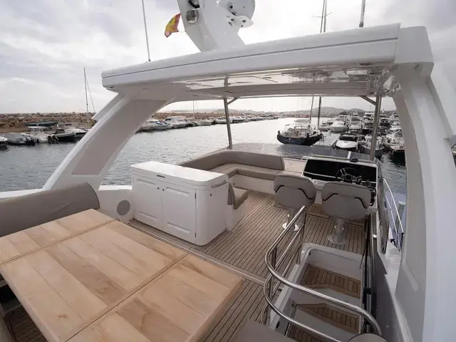 Sunseeker Manhattan 55